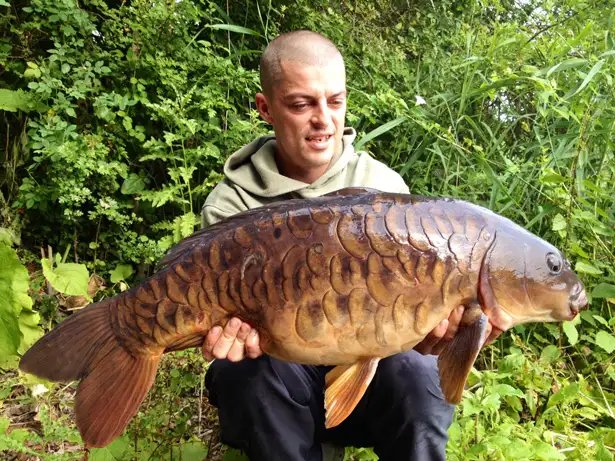 Phil white 22lb Fully Scaled-1