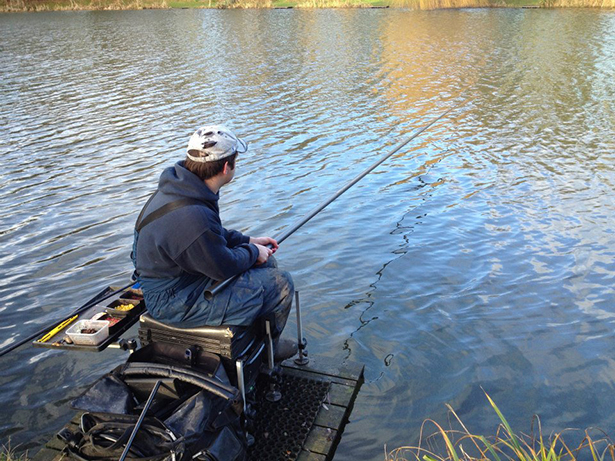 Pole-Fishing-Winter-4