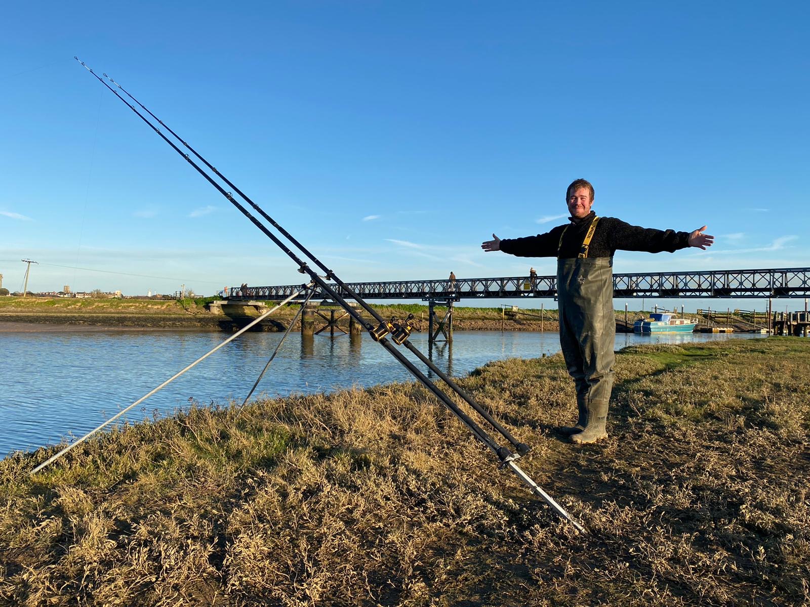 Fishing A MUDDY RIVER For Small Sea Fish!