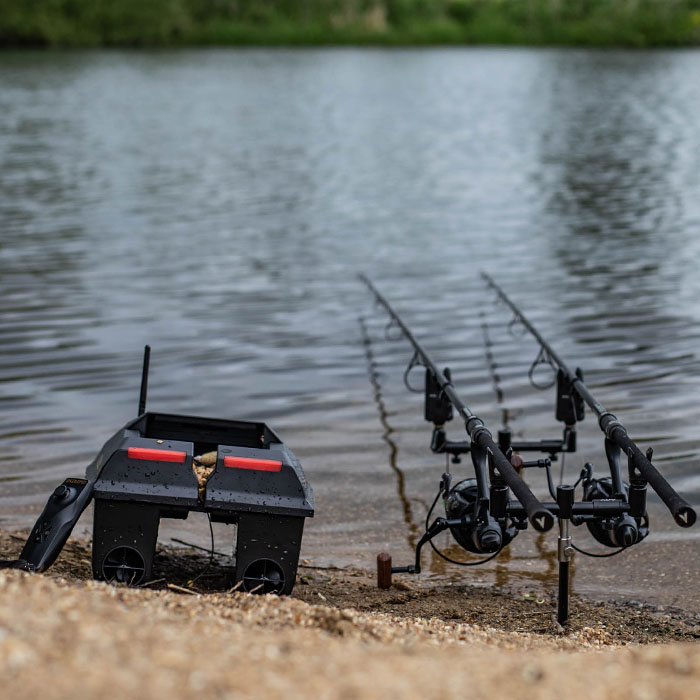 Future Carping Intrepid Fishing Bait Boat In Use 7