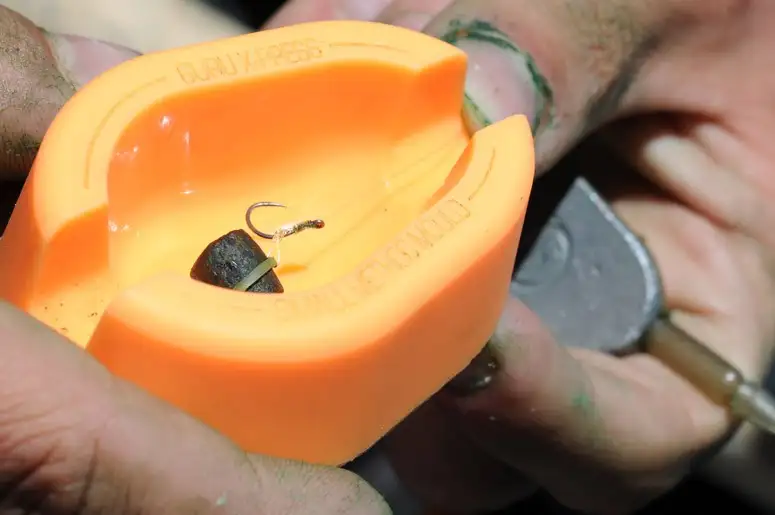 Guru X-Press Method Fishing Moulds In Use 1