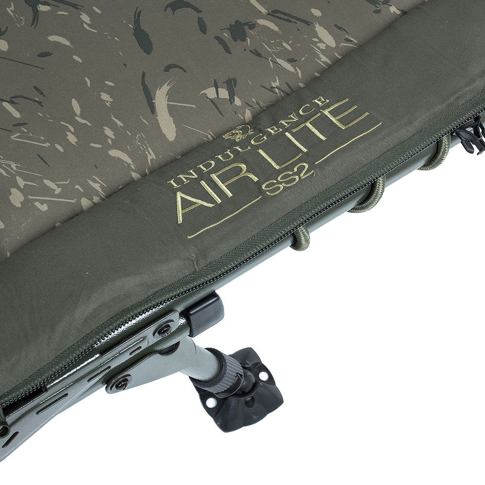 Nash Indulgence Air-Lite SS2 Sleep System Close Up Logo 1