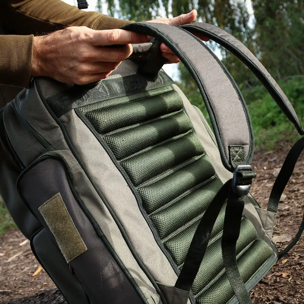 Sonik SKS Foldout Rucksack On The Bank 3