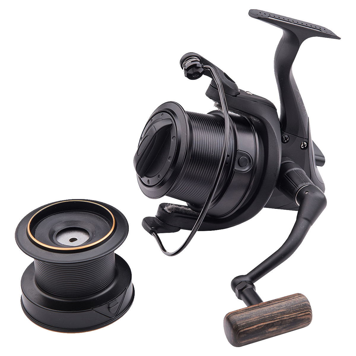 Wychwood Riot Big Pit Reel Black With Spare Spool