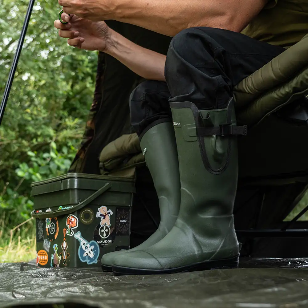 Advanta Field Fishing Boots In Use 4