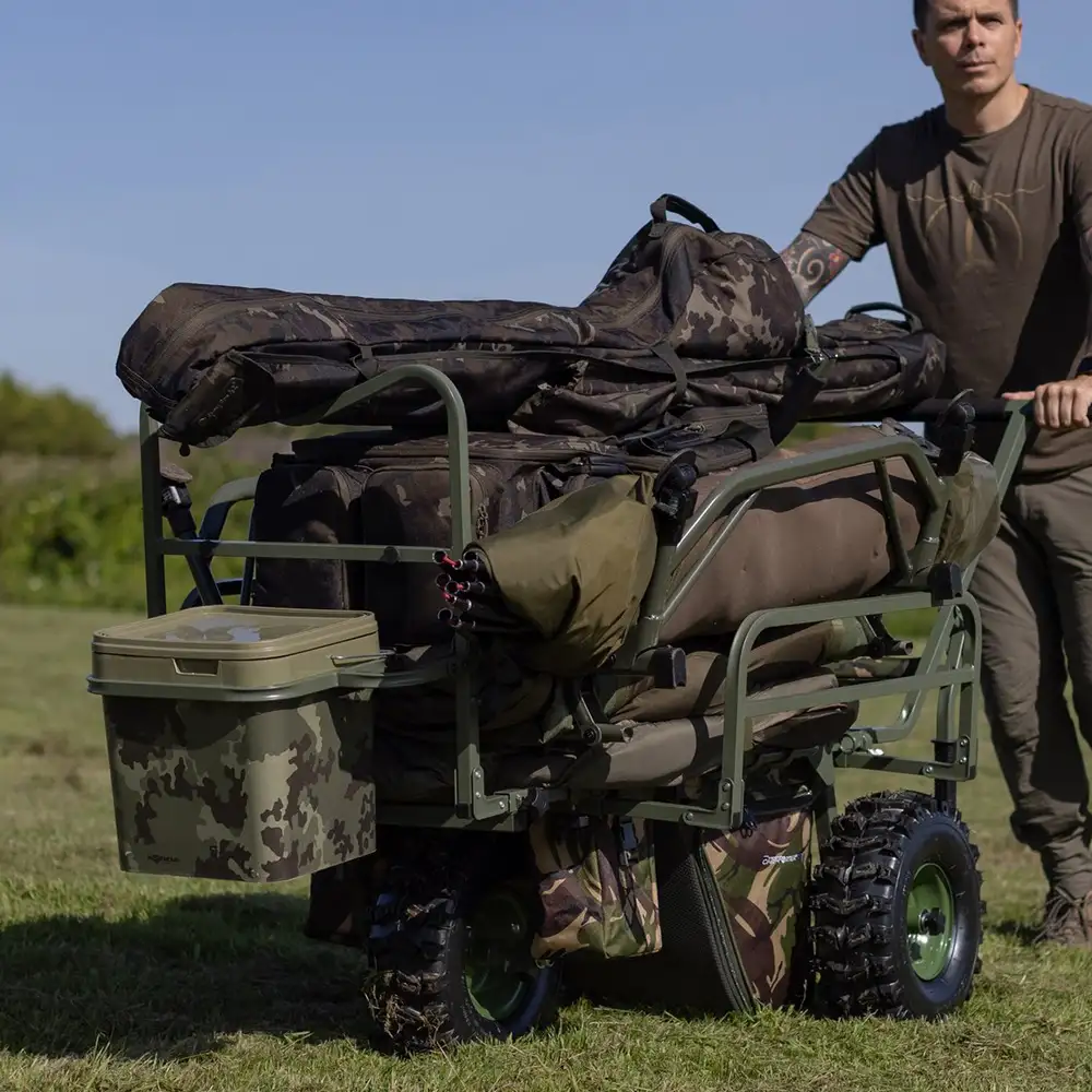 Carp Porter Front Bar Bucket Bracket In Use 3