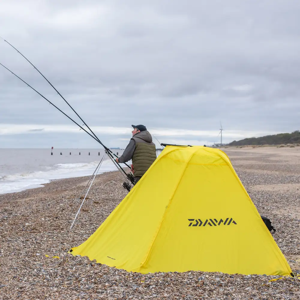 Daiwa Sandstorm Fishing Shelter In Use 1