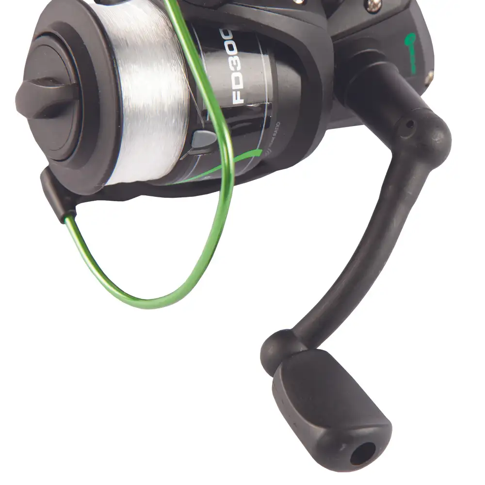 Discover Feeder Fishing Rod & Reel Combo 3000FD Reel Close Up 1