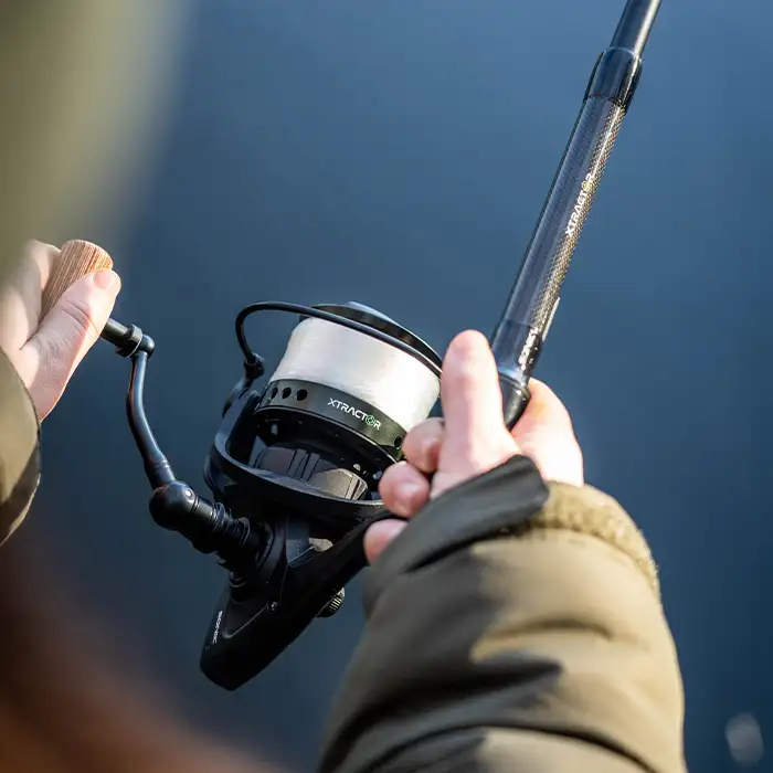 Sonik Xtractor 2 Rod Carp Kit Reel In Use 8