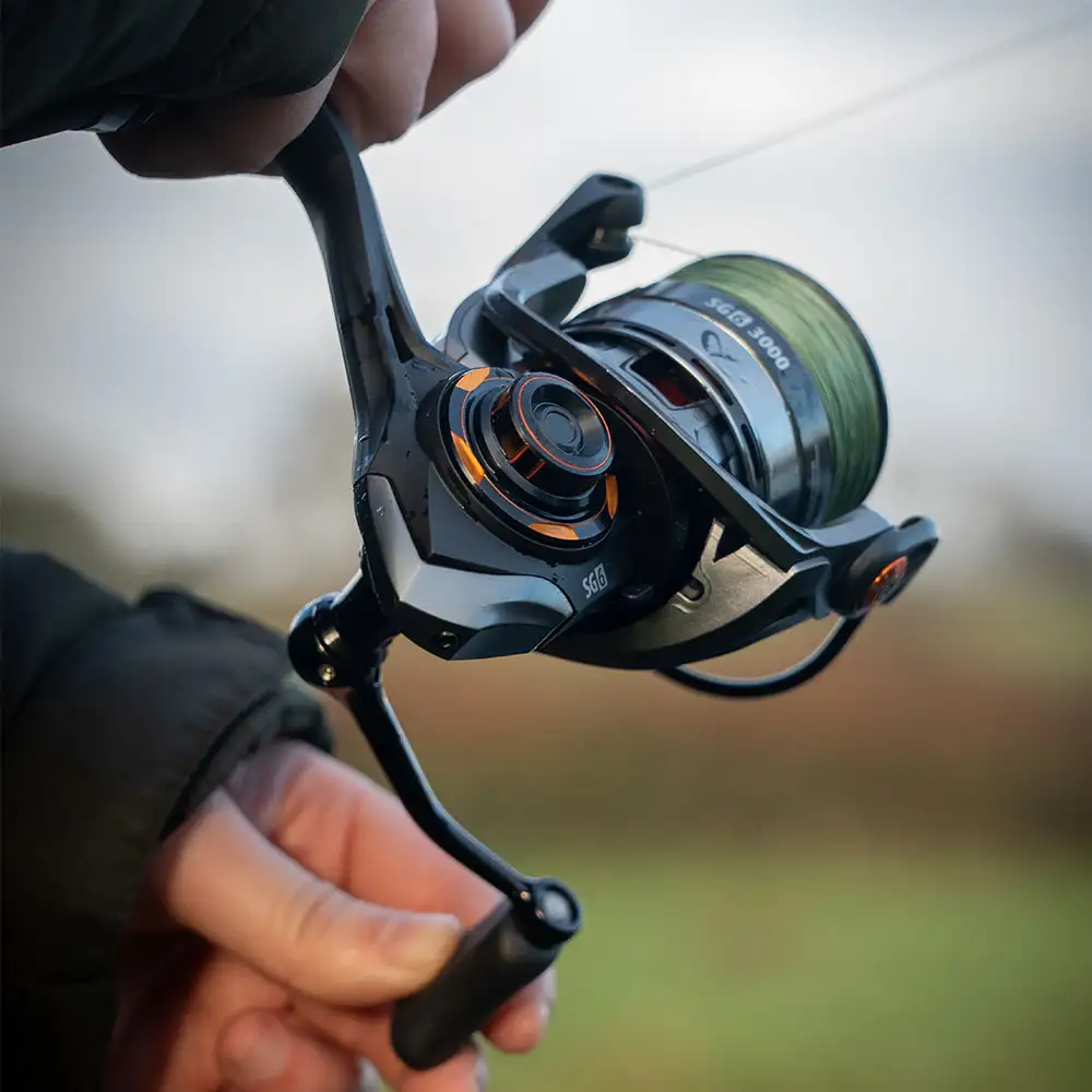 Savage Gear SG6 FD Fishing Reel In Use 3