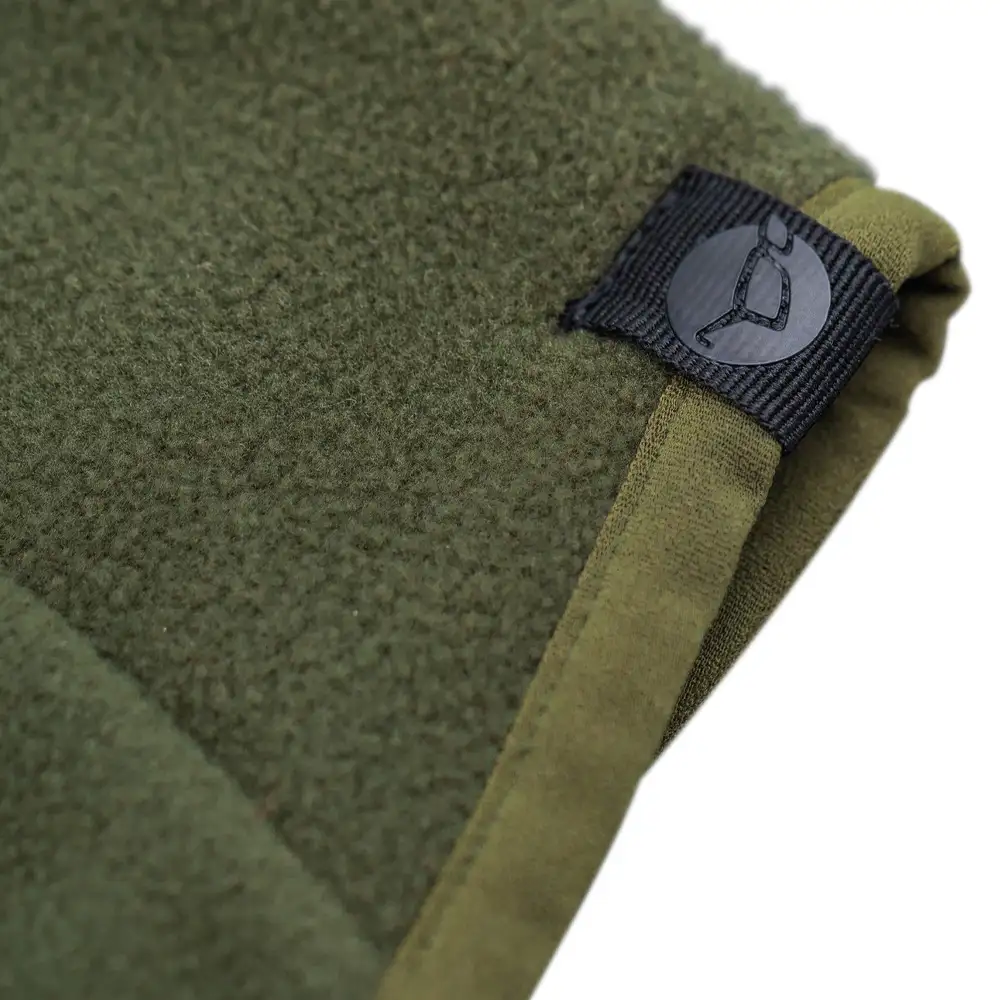 Korda Kore Olive Fleece Fishing Gaiter Close Up 2