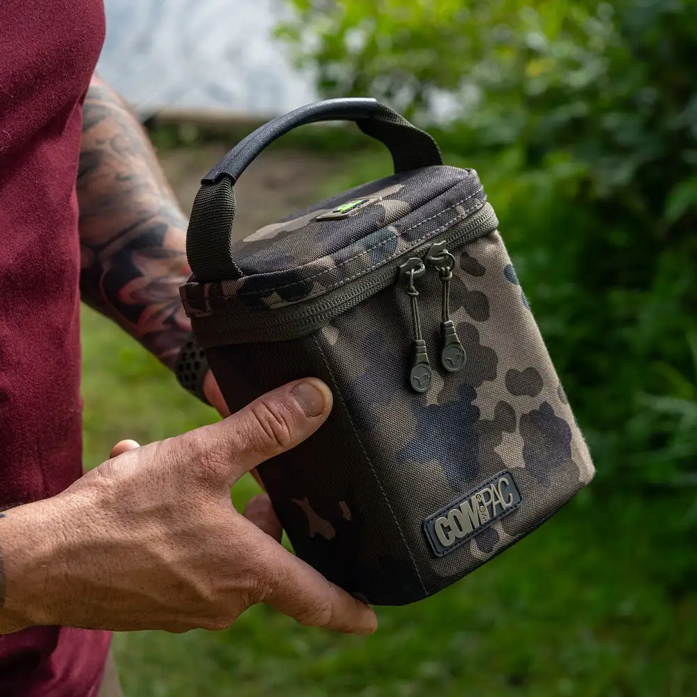 Korda Compac Dark Kamo Goo Bag In Use 3