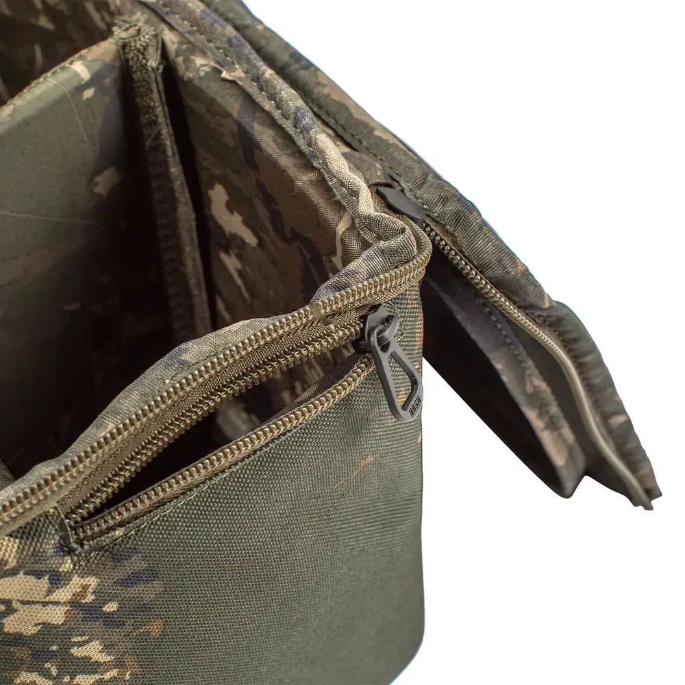 Nash Subterfuge Fishing Brew Kit Bag Close Up Zip