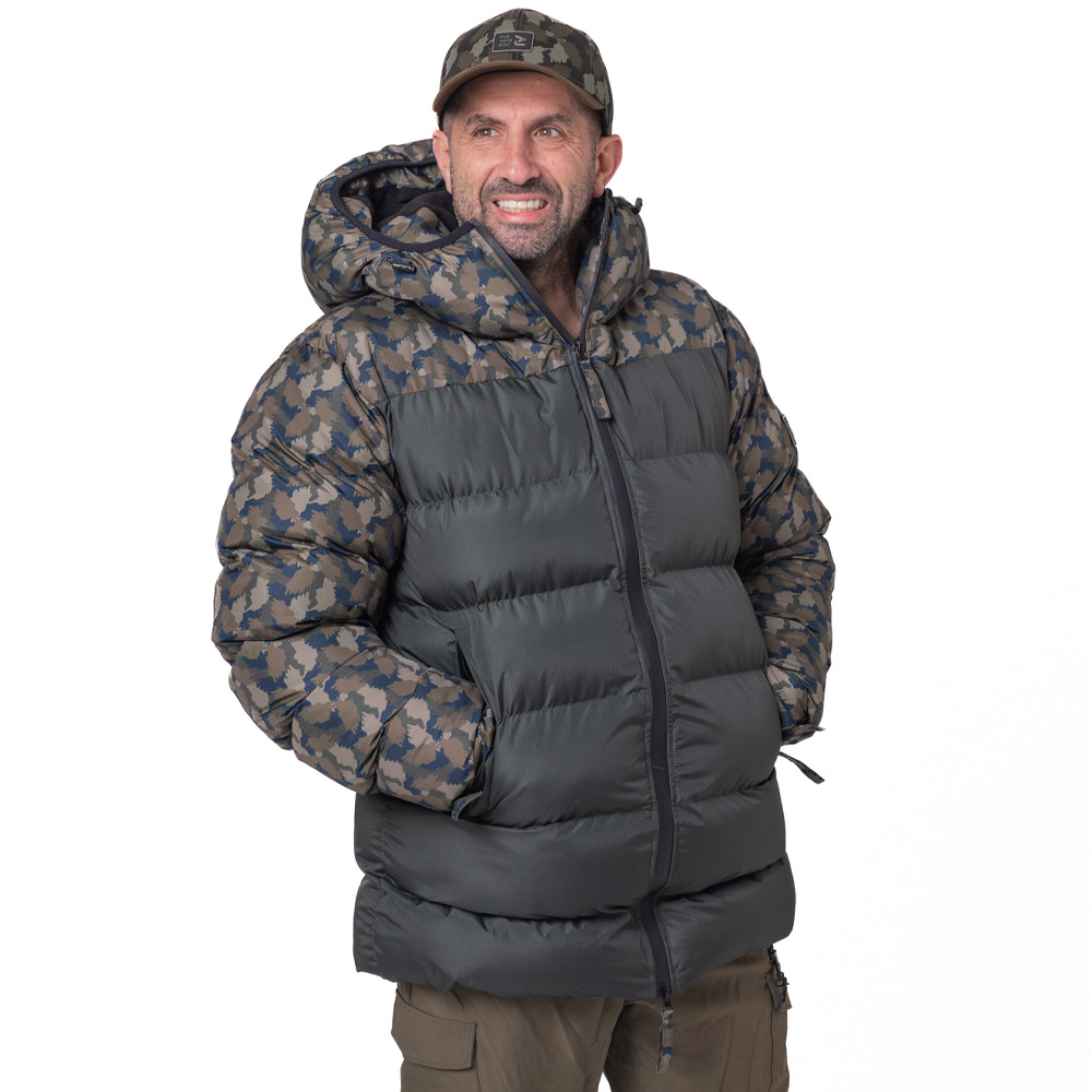 OMC Splashleaf Camo Puffer Jacket Bundle In Use 5