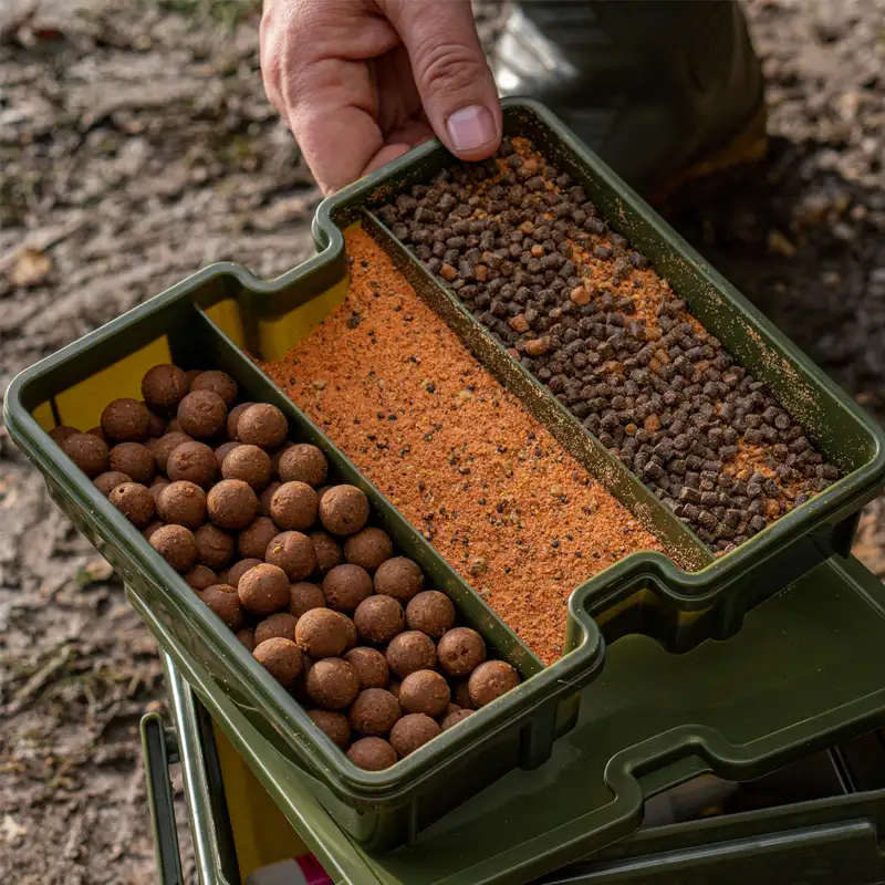 RidgeMonkey Compact Bucket System 7.5L In Use