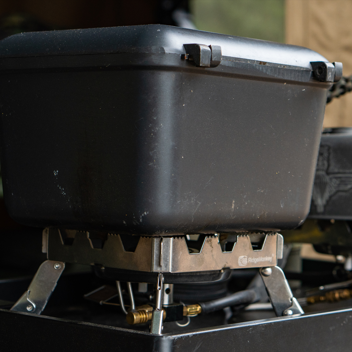 RidgeMonkey Quad Fishing Stove Pro In Use 2