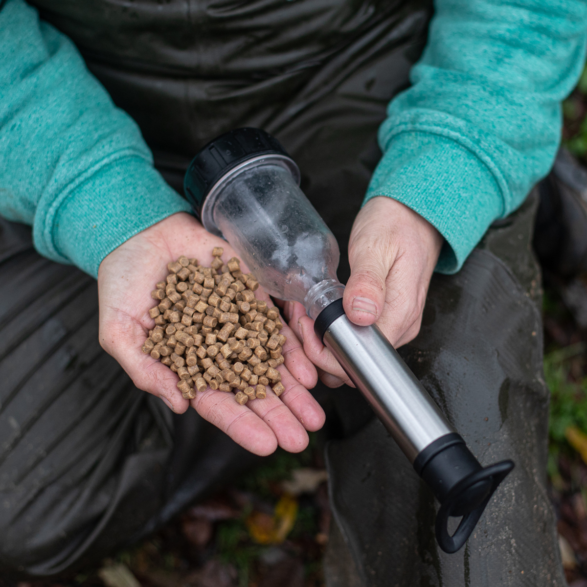 Ringers Pellet Pump In Use  4