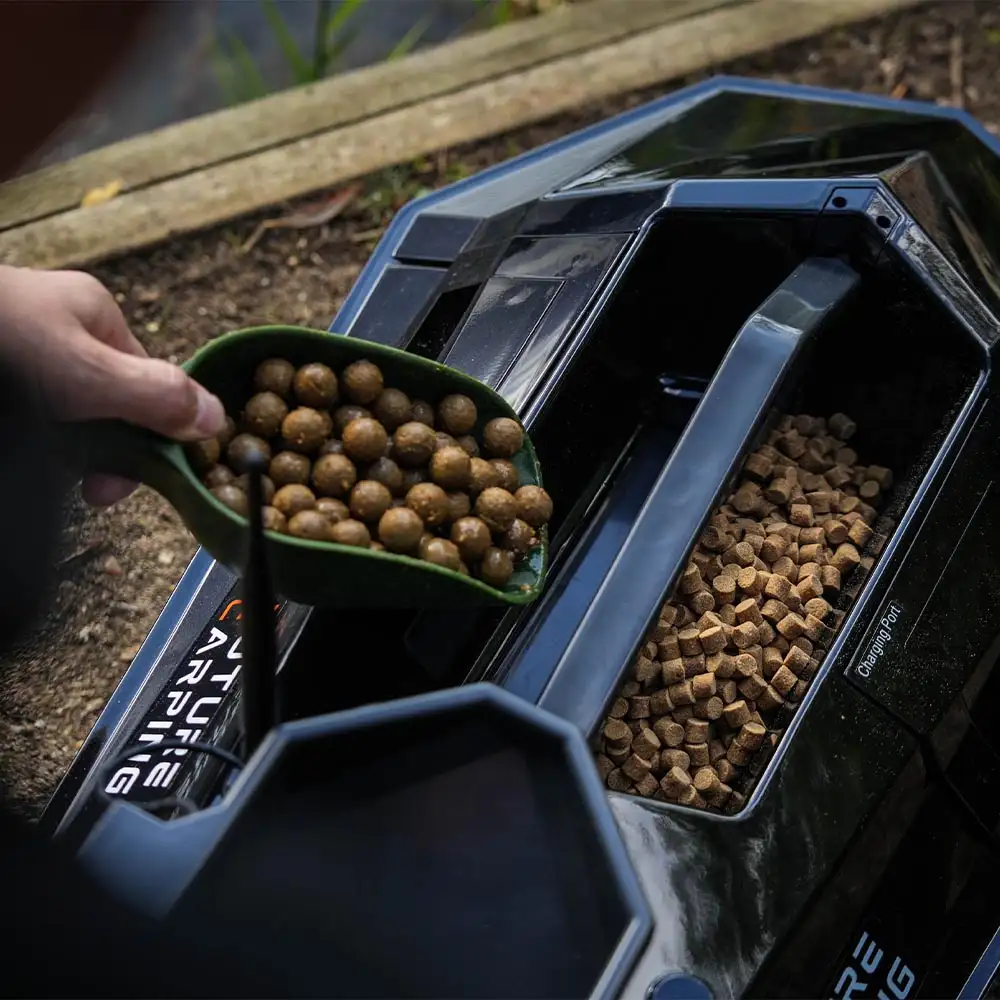 Future Carping V70 Black Fishing Bait Boat In Use 2